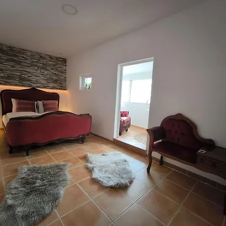 아파트 Casa Karolina